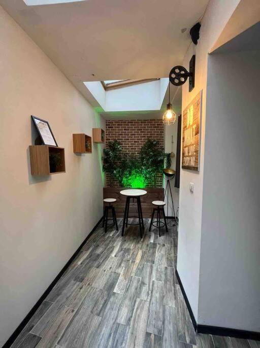 Loft De Courcaille - Balneo - Free Parking - Wifi Apartment Orléans Exterior foto